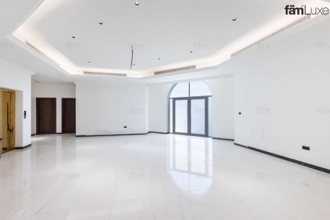 Dubai、UAE にあるヴィラの賃貸物件 6ベッドルーム、1351.7 m2、No712783 - 写真 3