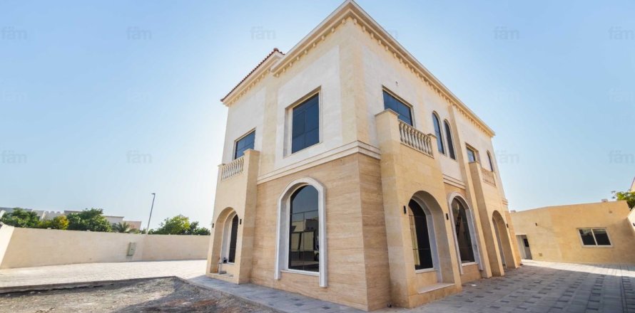 Dubai、UAEにあるヴィラ 6ベッドルーム、1351.7 m2 No712783