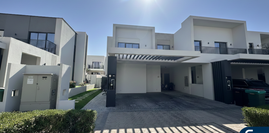 Σπίτι σε Dubai South (Dubai World Central), Dubai, ΗΑΕ 4 υπνοδωμάτια, 225 τ.μ. Αρ. 697878