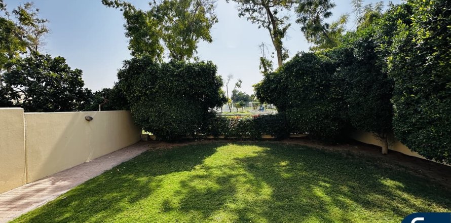 Villetta a schiera a The Springs, Dubai, EAU 4 camere da letto, 251 mq. № 697978