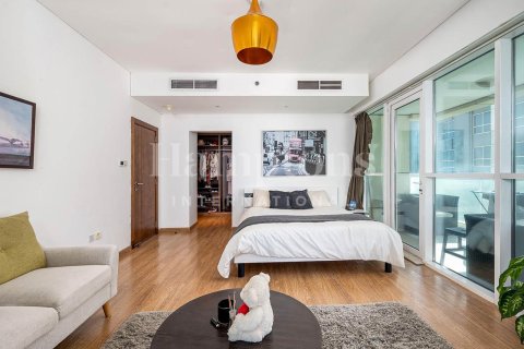 Kattohuoneisto Dubai Marina, Dubai, Arabiemiraatit 5 makuuhuonetta, 554.98951558 m2 № 704188 - kuva 2