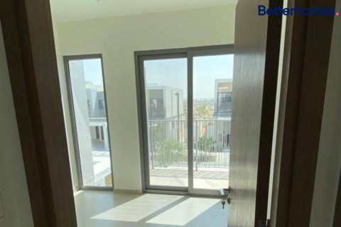 Vilă de închiriat în Tilal Al Ghaf, Dubai, EAU 3 dormitoare, 200 mp.  №643870 - poză 9