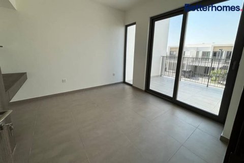 Vilă de închiriat în Tilal Al Ghaf, Dubai, EAU 3 dormitoare, 200 mp.  №643870 - poză 6