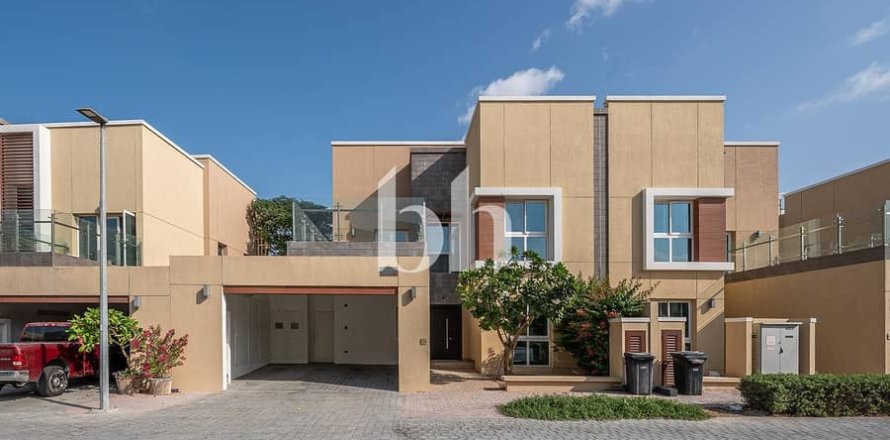 Вилла в Dubai Science Park, Дубай, ОАЭ 4 спальни, 435м2 № 643871
