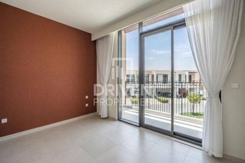 Vila di Dubai South (Dubai World Central), Dubai, UAE 4 bilik tidur, 328.04 meter persegi № 744794 - foto 9
