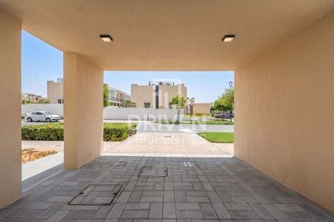 Vila di Dubai South (Dubai World Central), Dubai, UAE 4 bilik tidur, 328.04 meter persegi № 744794 - foto 19