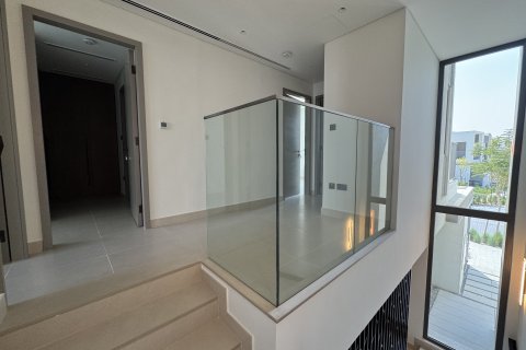 Casa urbana para arrendamento em Tilal Al Ghaf, Dubai, EAU 3 quartos, 140.47 m2 № 750748 - foto 6