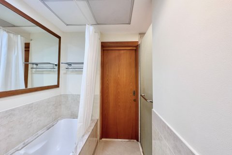 Apartment til leje i The Views, Dubai, UAE 1 soveværelse, 90.86 kvm № 750751 - foto 3