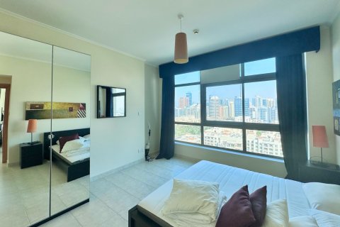 Apartment til leje i The Views, Dubai, UAE 1 soveværelse, 90.86 kvm № 750751 - foto 2
