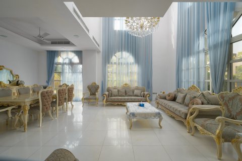 Villa i Jumeirah, Dubai, UAE 7 soveværelser, 826.84 kvm № 750753
