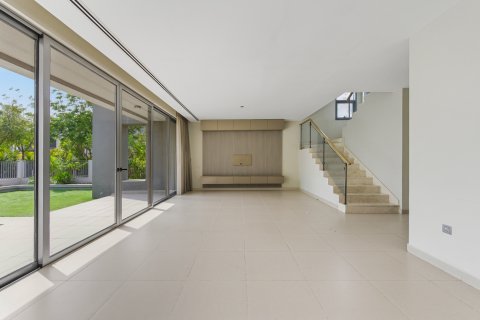 Villa in Dubai Hills Estate, UAE 5 bedrooms, 385.04 sq.m. № 750752 - photo 6