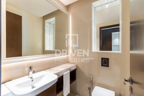 Apartment in Downtown Dubai (Downtown Burj Dubai), Dubai, UAE 2 bedrooms, 126.53 sq.m. № 768672 - photo 11