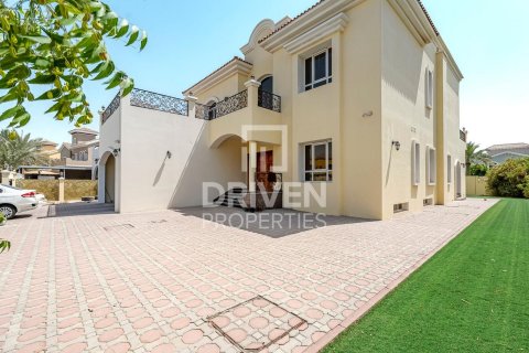 Villa in The Villa, Dubai, UAE 5 bedrooms, 743 sq.m. № 655520 - photo 3