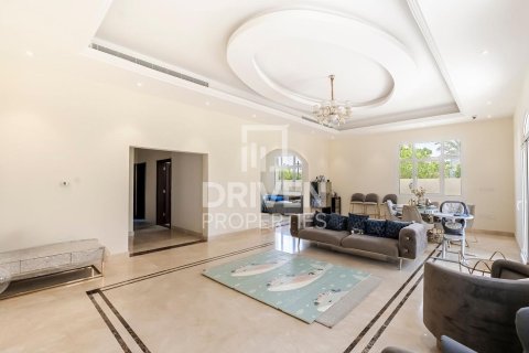 Villa in The Villa, Dubai, UAE 5 bedrooms, 743 sq.m. № 655520 - photo 4