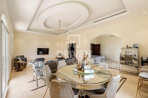 Villa in The Villa, Dubai, UAE 5 bedrooms, 743 sq.m. № 655520 - photo 11