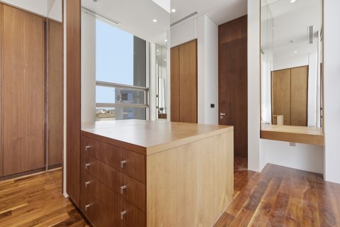 Üürile anda katusekorter asukohaga Business Bay, Dubai, AÜE: 4 magamistoaga, 444.21 m² Nr 749599 - pilt 20