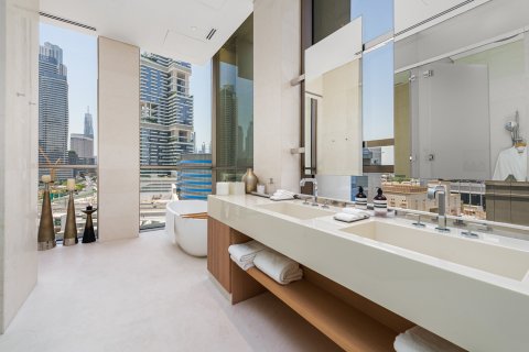Appartamento in affitto a Business Bay, Dubai, EAU 4 camere da letto, 444.21 mq. № 749598 - foto 11