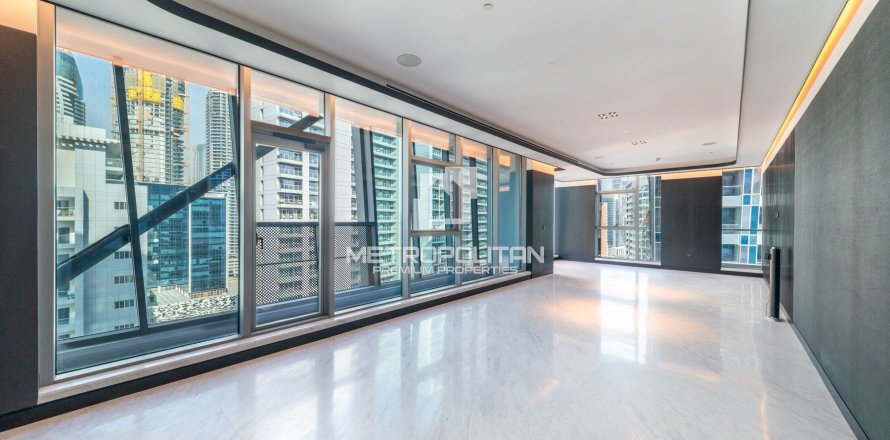 Lägenhet i Business Bay, Dubai, UAE 2 sovrum, 195 kvm Nr. 665048