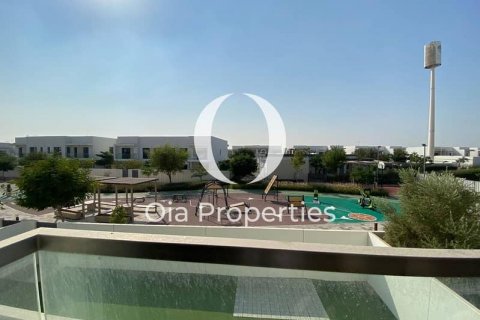 Villa te koop in Yas Island, Abu Dhabi, VAE 4 slaapkamers, 450 vr.m., nr 644589 - foto 5