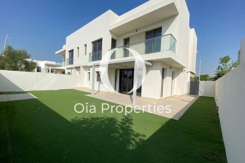 Villa te koop in Yas Island, Abu Dhabi, VAE 4 slaapkamers, 450 vr.m., nr 644589 - foto 4