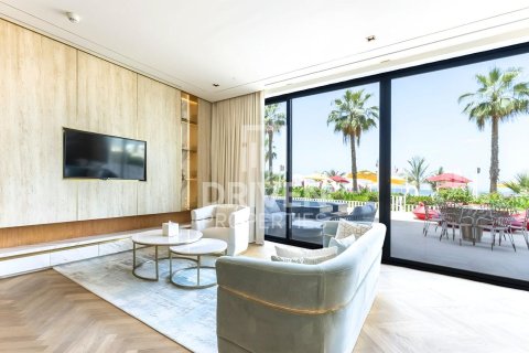 Apartment til salg i The World Islands, Dubai, UAE 1 soveværelse, 304.16 kvm № 742070 - foto 2