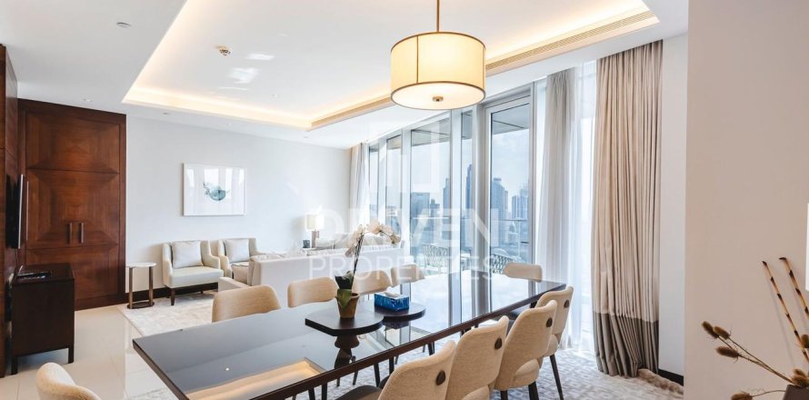 Apartment in Downtown Dubai (Downtown Burj Dubai), Dubai, UAE 4 bedrooms, 235.7 sq.m. № 742074