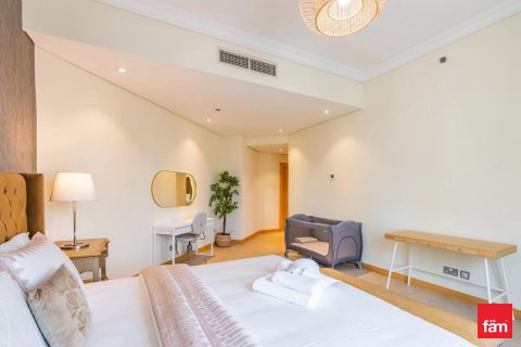 Apartment sa Palm Jumeirah, Dubai, UAE 3 silid-tulugan, 202.7 sq.m. № 705833 - larawan 10