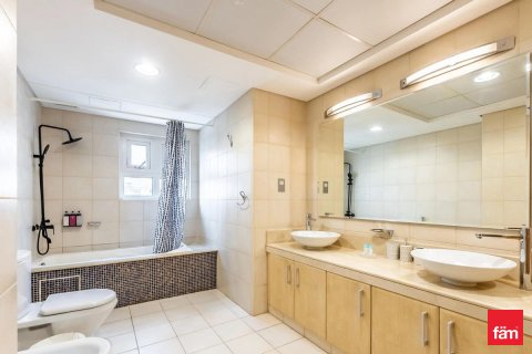 Apartment sa Palm Jumeirah, Dubai, UAE 3 silid-tulugan, 202.7 sq.m. № 705833 - larawan 13