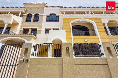 Shtëpi në qytet në Dubai, Emiratet e Bashkuara Arabe 4 dhoma gjumi, 300.3 m2. № 635670 - Foto 23