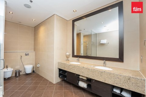 Apartmen di Palm Jumeirah, Dubai, UAE 1 bilik tidur, 145.1 meter persegi № 678943 - foto 12