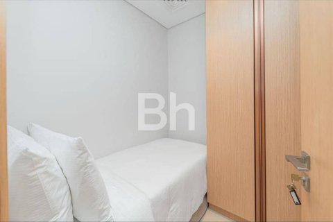 Huoneisto Downtown Dubai (Downtown Burj Dubai), Arabiemiraatit 3 makuuhuonetta, 132 m2 № 643415 - kuva 16