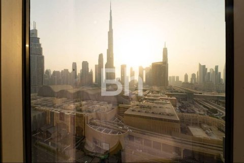 Huoneisto Downtown Dubai (Downtown Burj Dubai), Arabiemiraatit 3 makuuhuonetta, 132 m2 № 643415 - kuva 3