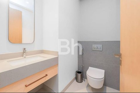Huoneisto Downtown Dubai (Downtown Burj Dubai), Arabiemiraatit 3 makuuhuonetta, 132 m2 № 643415 - kuva 8