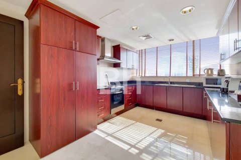 Apar-hotel de închiriat în Barsha Heights (Tecom), Dubai, EAU 4 dormitoare, 326 mp.  №643417 - poză 8