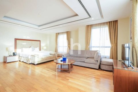 Ático en alquiler en Jumeirah Beach Residence, Dubai, EAU 4 dormitorios, 568 m2 № 643418 - foto 5
