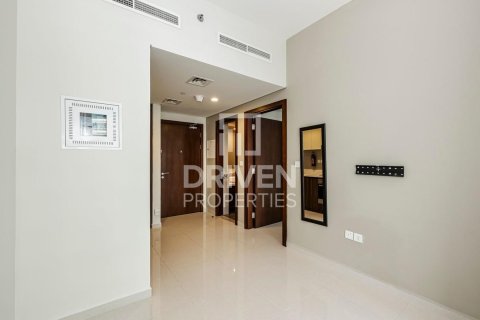 Apartmen di Business Bay, Dubai, UAE 1 bilik tidur, 43.76 meter persegi № 762444 - foto 3