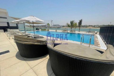 Vilë në Mina Al Arab, Ras Al Khaimah, Emiratet e Bashkuara Arabe 3 dhoma gjumi, 303.5 m2. № 710910 - Foto 2