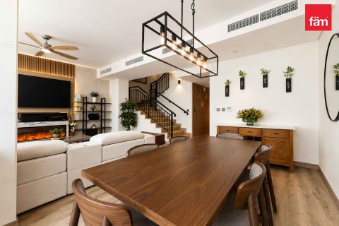Városi lakóépület itt: Dubai, EAE, 3 hálószoba, 151.7 m², azonosító: 752048 - fénykép 17