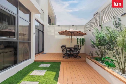 Városi lakóépület itt: Dubai, EAE, 3 hálószoba, 151.7 m², azonosító: 752048 - fénykép 13
