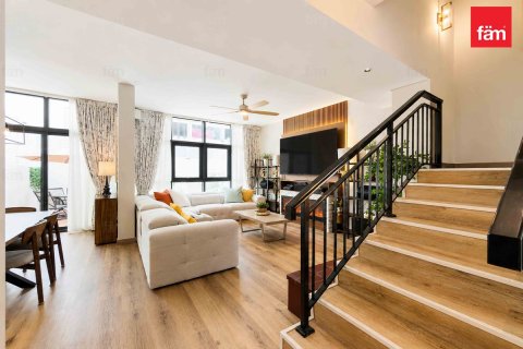 Városi lakóépület itt: Dubai, EAE, 3 hálószoba, 151.7 m², azonosító: 752048 - fénykép 3