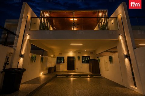 Casa urbana em Dubai, EAU 3 quartos, 151.7 m2 № 752048