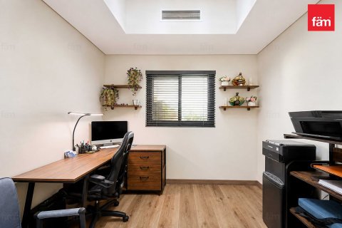 Városi lakóépület itt: Dubai, EAE, 3 hálószoba, 151.7 m², azonosító: 752048 - fénykép 25