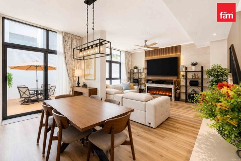 Városi lakóépület itt: Dubai, EAE, 3 hálószoba, 151.7 m², azonosító: 752048 - fénykép 4