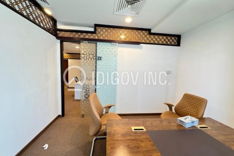 Biuro do wynajęcia w Business Bay, Dubai, ZEA 82 mkw., nr 669007 - zdjęcie 4