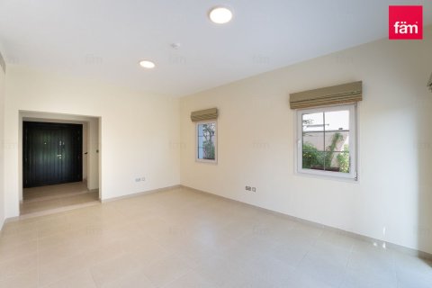 Városi lakóépület itt: Dubai, EAE, 2 hálószoba, 664.9 m², azonosító: 740508 - fénykép 2