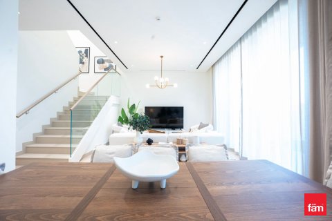 Villa til leje i Dubai, UAE 3 soveværelser, 307.2 kvm № 685899 - foto 4