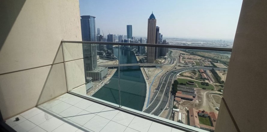 דירה ב Business Bay, Dubai, איחוד האמירויות 1 חדר שינה, 90.4 מ"ר מספר 685900