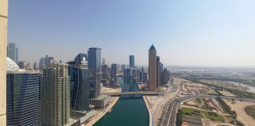 Wohnung in Business Bay, Dubai, VAE: 1 Schlafzimmer, 90.4 m2 Nr. 685900