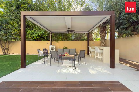 Vila di Dubai, UAE 3 bilik tidur, 332 meter persegi № 685898 - foto 15