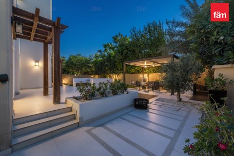 Vila di Dubai, UAE 3 bilik tidur, 332 meter persegi № 685898 - foto 20